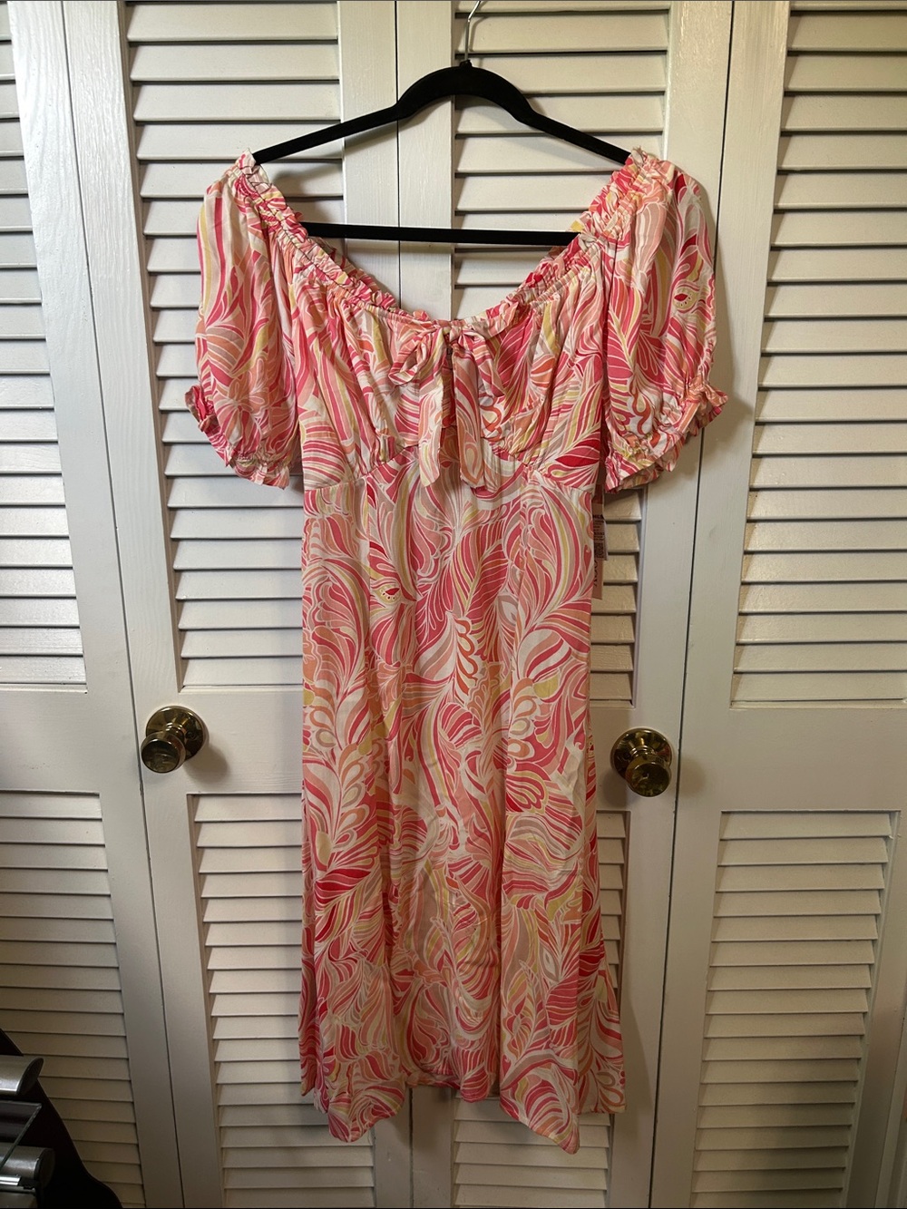 Luxology Swirl Print Midi Dress in Pink and Cream